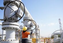 Καλπάζει-πάνω-από-τα-90-δολάρια-η-τιμή-στο-πετρέλαιο-μετά-τις-δηλώσεις-Τραμπ-για-μάχη-«μέχρι-τέλους»-στο-Ιράν