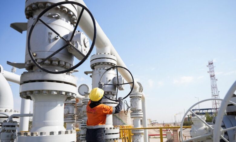 Καλπάζει-πάνω-από-τα-90-δολάρια-η-τιμή-στο-πετρέλαιο-μετά-τις-δηλώσεις-Τραμπ-για-μάχη-«μέχρι-τέλους»-στο-Ιράν