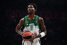 Χέις-Ντέιβις-για-τη-ρουτίνα-του:-o-Ολυμπιακός-δεν-μου-επέτρεψε-να-την-κάνω,-δεν-θα-τον-κατηγορήσω-για-την-εμφάνισή-μου