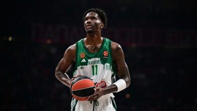 Χέις-Ντέιβις-για-τη-ρουτίνα-του:-o-Ολυμπιακός-δεν-μου-επέτρεψε-να-την-κάνω,-δεν-θα-τον-κατηγορήσω-για-την-εμφάνισή-μου