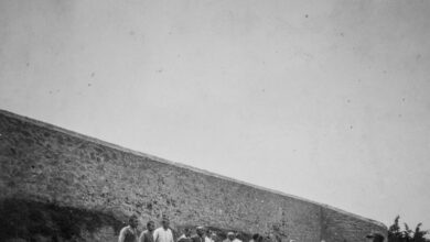 Φωτογραφίες-με-τους-200-της-Καισαριανής:-Αίτημα-Κουτσούμπα-στο-υπουργείο-Πολιτισμού-για-παραχώρηση-ψηφιακού-αντιγράφου-στο-ΚΚΕ