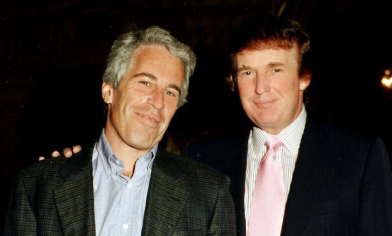 Επστάιν:-Στη-δημοσιότητα-αρχεία-του-fbi-–-Γυναίκα-κατηγορεί-τον-Τραμπ-ότι-την-κακοποίησε-σεξουαλικά