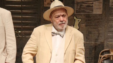 Χρήστος-Βαλαβανίδης:-Αντώνης-Καφετζόπουλος,-Καίτη-Φίνου-και-Σπύρος-Μπιμπίλας-αποχαιρετούν-τον-σπουδαίο-ηθοποιό