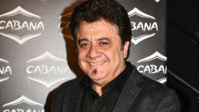 Βασίλης-Τερλέγκας:-Μια-φορά-έπαθα-γάγγλιο,-μια-πάθηση-του-χεριού,-από-τα-πολλά-αυτόγραφα