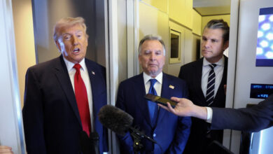 Ντόναλντ-Τραμπ:-Δε-νομίζω-ότι-θα-μείνει-κανείς-για-να-παραδοθεί-στο-Ιράν