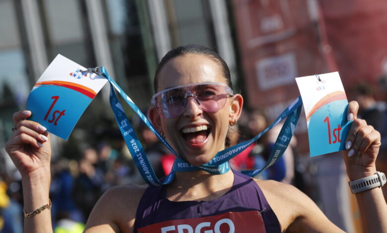 Η-Αναστασία-Μαρινάκου-νικήτρια-για-τρίτη-σερί-χρονιά-στον-Ημιμαραθώνιο-της-Αθήνας