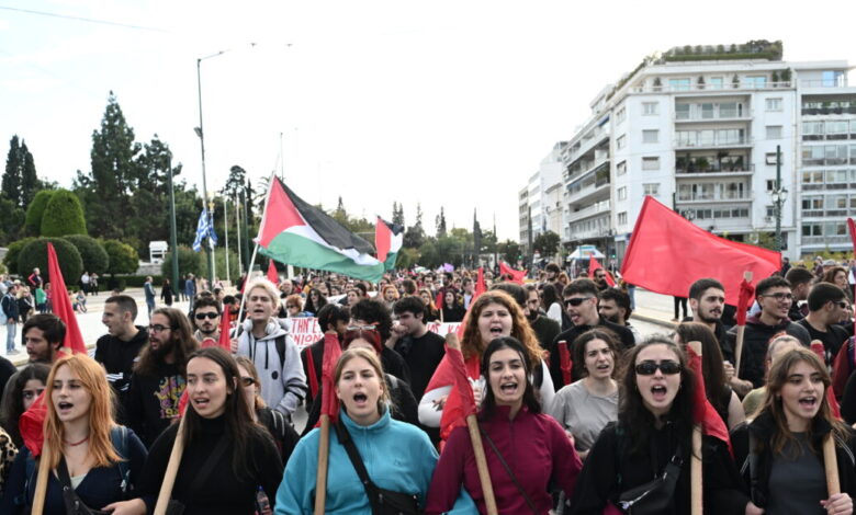 Ημέρα-της-Γυναίκας-2026:-Ο-αιματοβαμμένος-αγώνας-των-γυναικών-για-ίσα-δικαιώματα-–-Τι-γιορτάζουμε-σήμερα