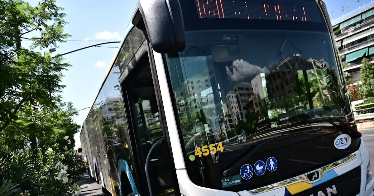 Μενίδι:-Άνδρας-πέθανε-μέσα-στο-λεωφορείο-της-γραμμής-735