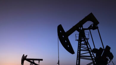 Σε-ιστορικό-ράλι-το-πετρέλαιο:-Πάνω-από-118-δολάρια-το-βαρέλι-–-«Μικρό-το-τίμημα»-απαντά-ο-Τραμπ