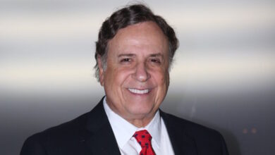 Χάρης-Ρώμας:-Ό,τι-πει-αυτός-ο-σκηνοθέτης-που-είναι-καλός-στη-δουλειά-και-πλούσιος-γίνεται-ξαφνικά-θέσφατο