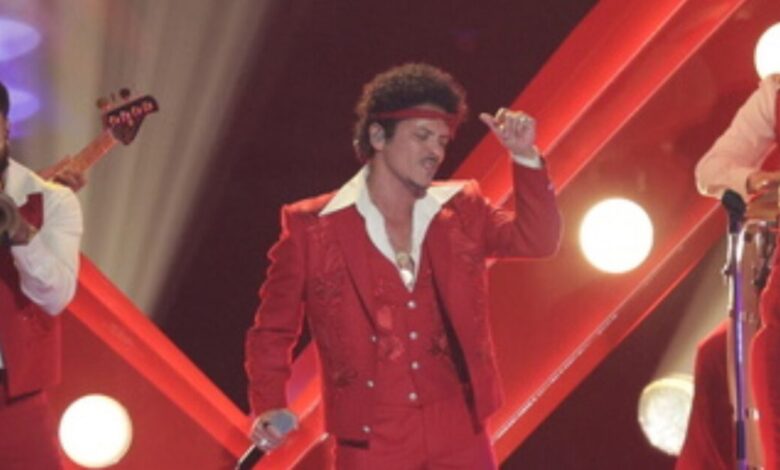 Μπρούνο-Μαρς:-13-χρονιά-μετά-με-νέο-άλμπουμ-ανεβαίνει-στην-κορυφή-του-billboard