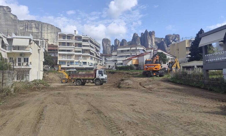 Καλαμπάκα:-Πάρκινγκ-100-θέσεων-ετοιμάζει-ο-Δήμος-στην-Αβέρωφ