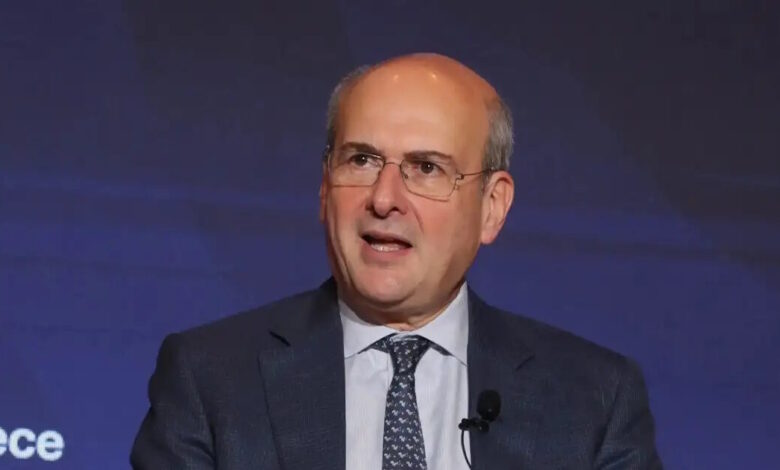 Χατζηδάκης:-Θα-κινηθούμε-γρήγορα-για-να-μείνουν-σταθερές-οι-τιμές-των-καυσίμων-–-Αποφασιστική-δράση-κατά-της-αισχροκέρδειας