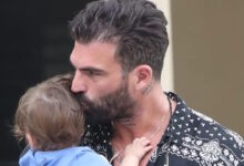 «Λιώνει»-ο-Δημήτρης-Αλεξάνδρου-με-τον-γιο-του,-Πάρη:-Είναι-το-αυτοκολλητάκι-μου