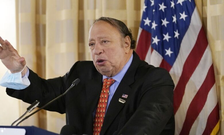 Ο-Τζον-Κατσιματίδης-δεν-ανησυχεί-για-την-άνοδο-των-καυσίμων:-«Θα-υποφέρουμε-μόνο-ένα-μήνα»