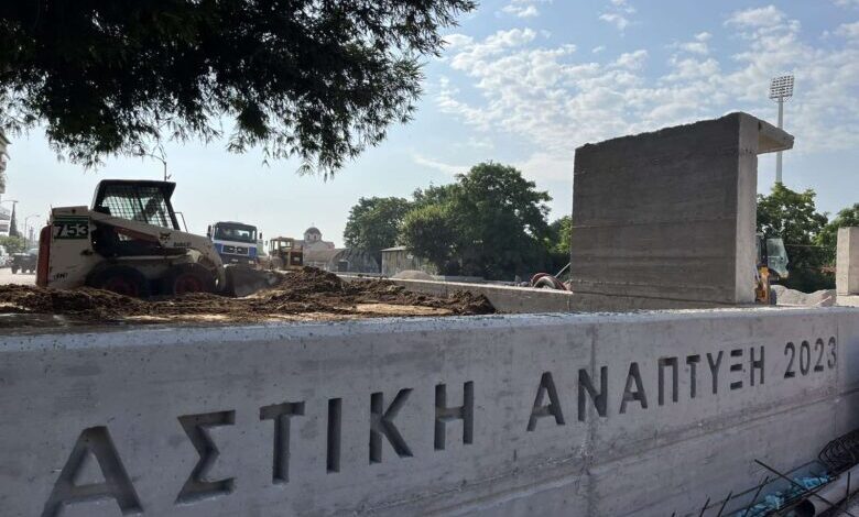 Γ.-Ζιώγας:-Χίλιοι-αισθητήρες-τοποθετούνται-στις-θέσεις-ελεγχόμενης-στάθμευσης