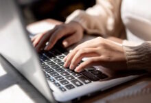 ΔΥΠΑ:-Άνοιξαν-οι-αιτήσεις-για-το-voucher-των-750-ευρώ-–-Αποκαταστάθηκαν-τα-τεχνικά-προβλήματα