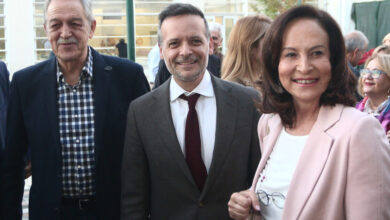 ΠΑΣΟΚ:-Αιχμές-Δούκα-και-Διαμαντοπούλου-για-«φύρδην-μίγδην»-διεύρυνση-που-«μπορεί-να-οδηγήσει-στα-αντίθετα-αποτελέσματα»