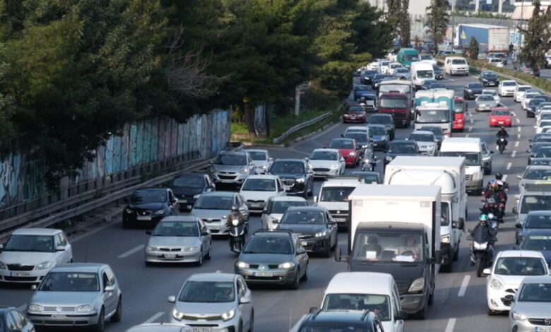 Κίνηση-στους-δρόμους:-Καθυστερήσεις-στον-Κηφισό-–-Πού-υπάρχουν-προβλήματα-αυτή-την-ώρα