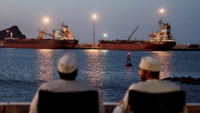 Θρίλερ-στα-Στενά-του-Ορμούζ:-Απομακρύνετε-τις-νάρκες-λέει-ο-Τραμπ,-πύραυλοι-και-drones-στοχεύουν-πλοία-απαντά-η-Τεχεράνη