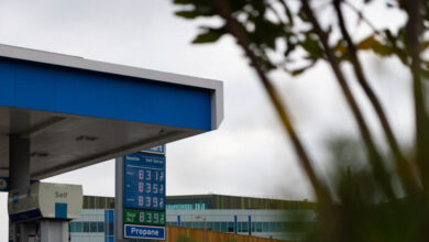 Λευκός-Οίκος:-Η-τιμή-της-βενζίνης-θα-πέσει-όταν-επιτευχθούν-πλήρως-οι-στόχοι-του-Τραμπ-στο-Ιράν