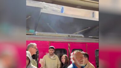 Άγιος-Νικόλαος:-Ακινητοποιήθηκε-συρμός-σε-σταθμό-του-ΗΣΑΠ-–-«Υπήρχε-μυρωδιά-και-έβγαιναν-καπνοί»-καταγγέλλουν-επιβάτες