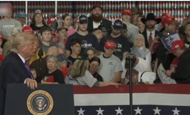 Λιποθυμία-στο-κοινό-τη-στιγμή-της-ομιλίας-του-Τραμπ-στο-Κεντάκι-για-τον-πόλεμο-κατά-του-Ιράν