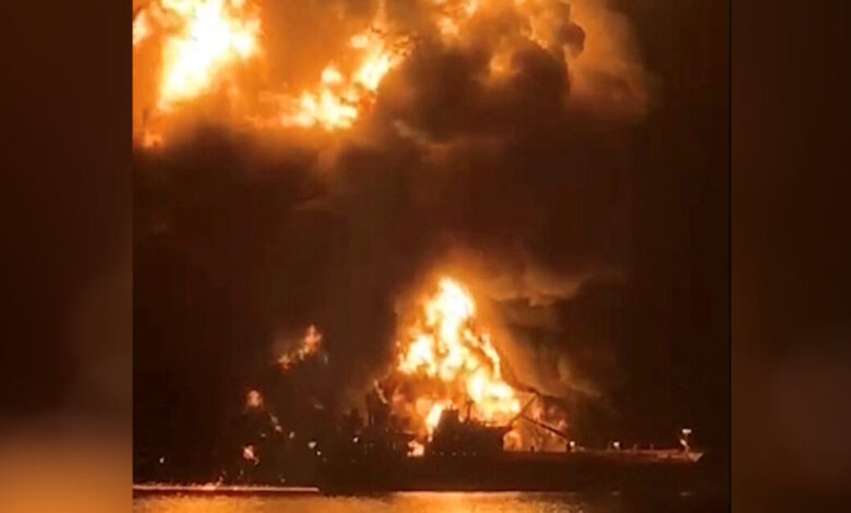 Μέση-Ανατολή:-Σώοι-και-οι-22-ναυτικοί-του-ελληνόκτητου-δεξαμενόπλοιο-που-χτυπήθηκε-στον-Περσικό-Κόλπο