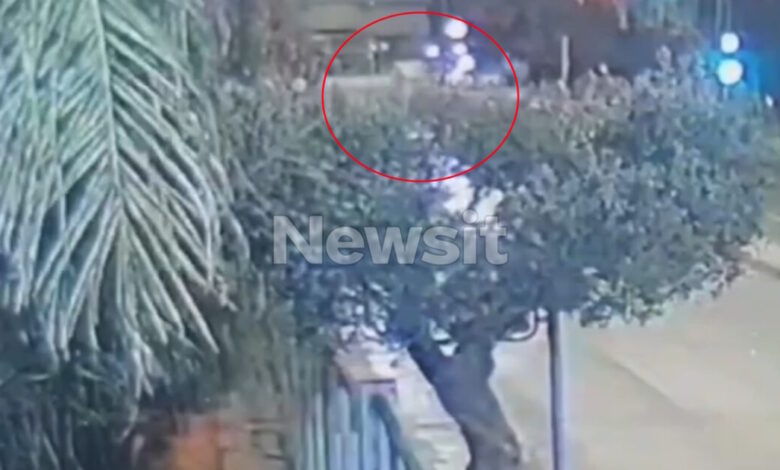 Βούλα:-Βίντεο-ντοκουμέντο-από-τη-σφοδρή-σύγκρουση-του-αυτοκίνητου-με-το-ταξί-της-55χρονης-που-σκοτώθηκε