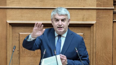 Ο-Οδυσσέας-Κωνσταντινόπουλος-διεγράφη-από-την-ΚΟ-του-ΠΑΣΟΚ-–-Η-επιστολή-Ανδρουλάκη-στον-πρόεδρο-της-Βουλής