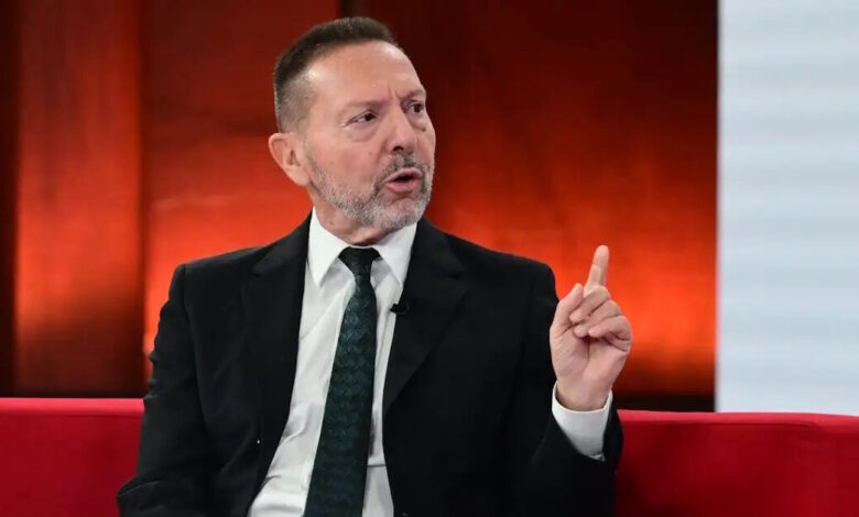 Στουρνάρας:-Πόλεμος,-πετρέλαιο-και-πληθωρισμός-βάζουν-σε-δοκιμασία-την-ανάπτυξη