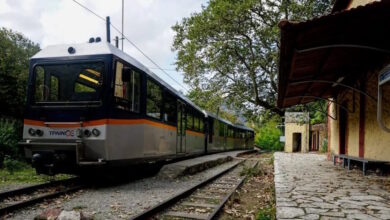 ΟΣΕ:-Κλείνει-επ’-αόριστον-η-γραμμή-του-Οδοντωτού-λόγω-φυσικών-φαινομένων-και-κατολισθήσεων