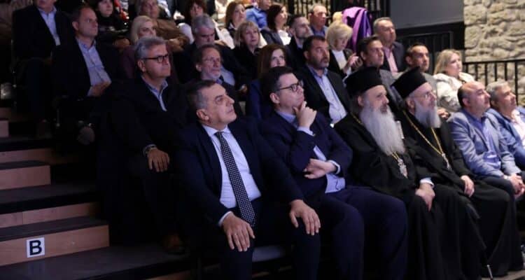 “Η-Θεσσαλία-μετασχηματίζεται-σε-μία-πιο-ανθεκτική-Περιφέρεια”-–-Ο-Κουρέτας-παρουσίασε-τα-έργα-της-Περιφέρειας-στον-νομό-Τρικάλων