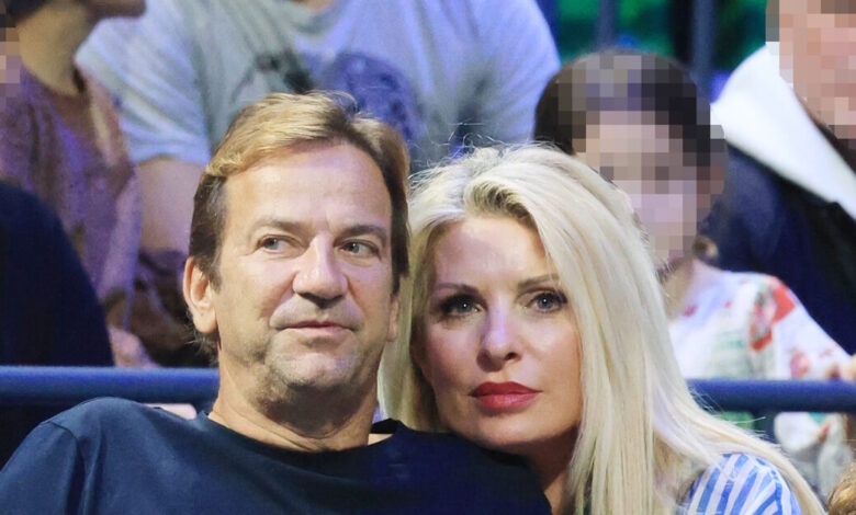 Η-Ελένη-Μενεγάκη-διαψεύδει-τις-φήμες-περί-χωρισμού-από-τον-σύζυγό-της,-Μάκη-Πανταζόπουλο-–-«Απολύτως-ψευδή-δημοσιεύματα»