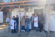 Εμβολιασμοί-και-παιδιατρικές-εξετάσεις-σε-παιδιά-Ρομά-στα-Τρίκαλα