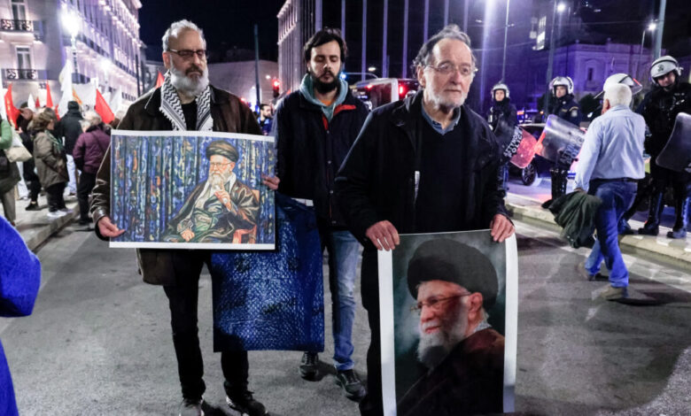 «Η-αλήθεια-χρειάζεται-έναν-φακό»:-Η-απάντηση-του-Γιώργου-Κονταρίνη-για-τη-viral-φωτογραφία-του-Παναγιώτη-Λαφαζάνη