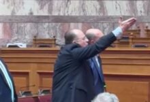 Η-Κωνσταντοπούλου-δημοσίευσε-βίντεο-από-τον-καυγά-στη-Βουλή-με-τους-Μαρκόπουλο-και-Λαζαρίδη:-«Με-λέει-γυμνοσάλιαγκα»,-«Τραμπούκοι»