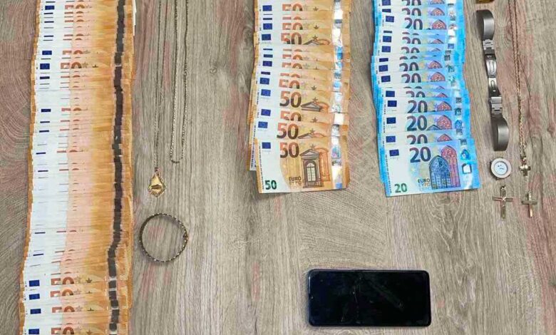 Τηλεφωνική-απάτη-και-στα-Τρίκαλα-–-Συνελήφθη-71χρονος