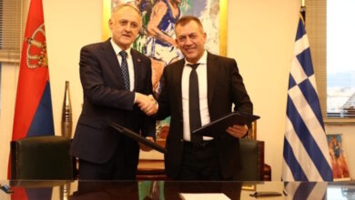 Γιάννης-Βρούτσης-και-Ζόραν-Γκάιτς-υπέγραψαν-Μνημόνιο-συνεργασίας-Ελλάδας-και-Σερβίας-στον-αθλητισμό