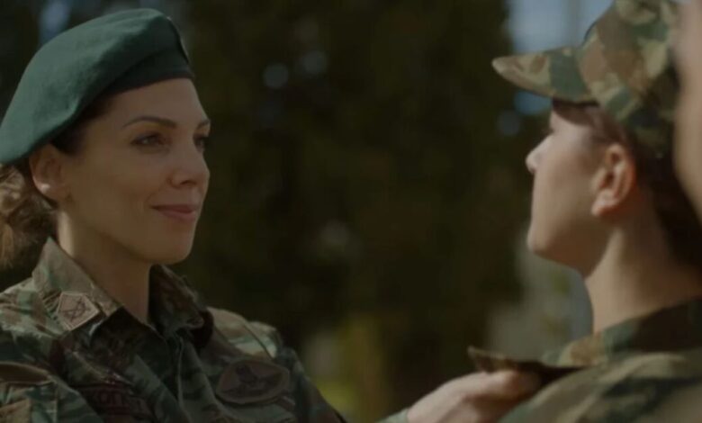 ΚΚΕ-κατά-της-καμπάνιας-του-ΥΠΕΘΑ-για-τη-στράτευση-γυναικών:-«Είμαστε-ριζικά-αντίθετοι»