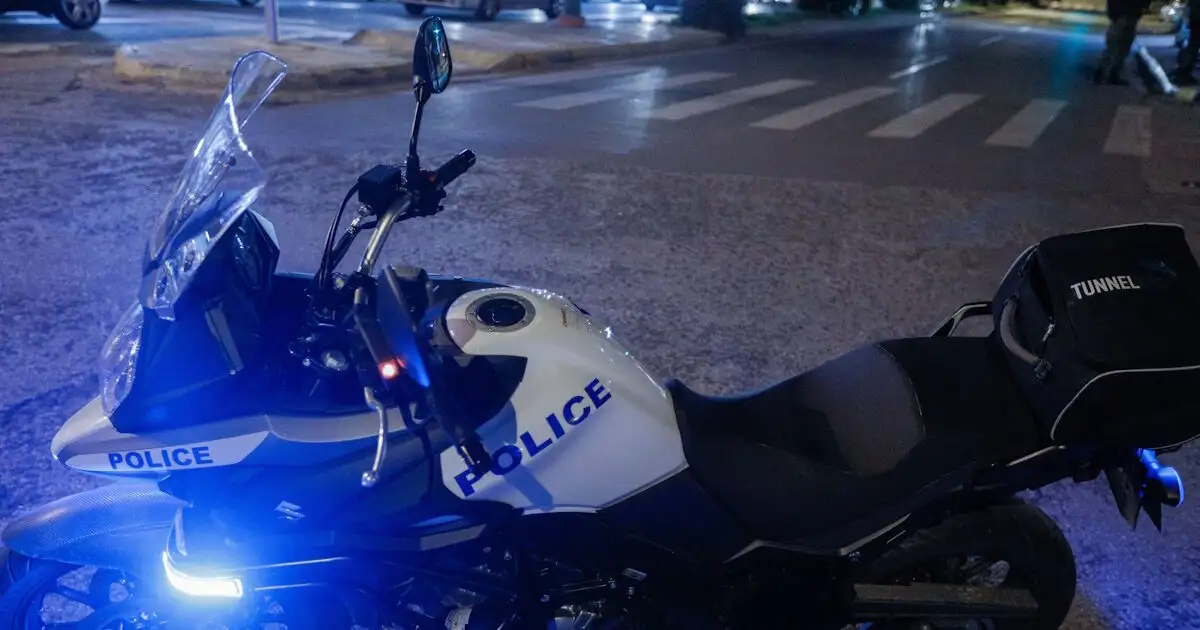 Νεκρός-63χρονος-οδηγός-μηχανής-που-συγκρούστηκε-με-υπηρεσιακή-μοτοσικλέτα-της-Άμεσης-Δράσης-–-Συνελήφθη-ο-αστυνομικός