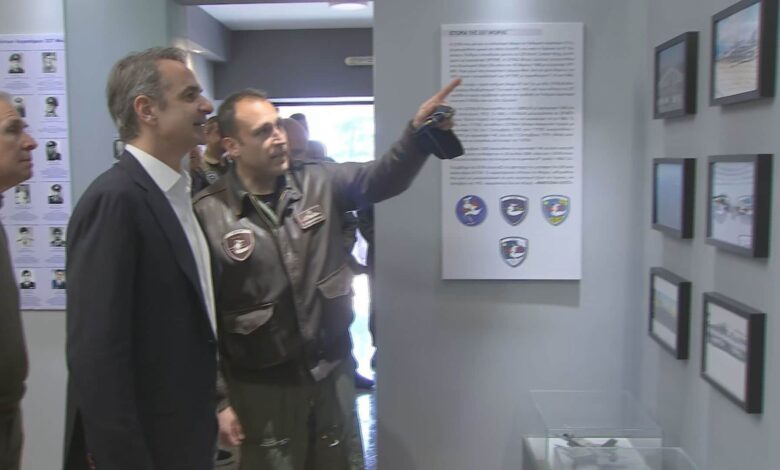 Μητσοτάκης-από-Κέντρο-Επιχειρήσεων-Λάρισας:-Εμπιστοσύνη-στις-Ένοπλες-Δυνάμεις