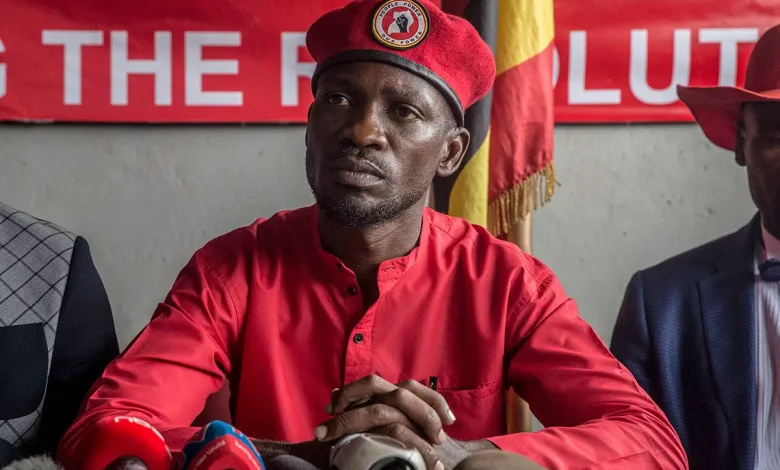 Ουγκάντα:-Ο-ηγέτης-της-αντιπολίτευσης-εγκατέλειψε-τη-χώρα-μετά-τις-αμφισβητούμενες-εκλογές