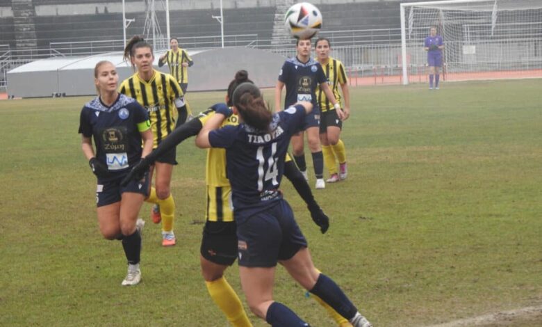 Α’-ΕΘΝΙΚΗ:-Με-την-Αγία-Παρασκευή-τα-Τρίκαλα-2011