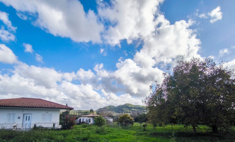 Καιρός-σήμερα:-Ηλιοφάνεια-με-πρόσκαιρες-νεφώσεις-–-Τοπικές-βροχές-στα-δυτικά