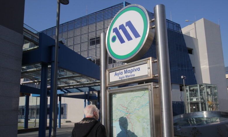 Ληστές-απείλησαν-με-όπλο-επιβάτες-στο-μετρό-της-Αγίας-Μαρίνας,-τους-έκλεψαν,-μπήκαν-στο-τούνελ-και-σταμάτησαν-την-κυκλοφορία