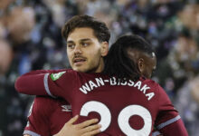 Ο-Ντίνος-Μαυροπάνος-σκόραρε-για-τη-Γουέστ-Χαμ-κόντρα-στη-Μάντσεστερ-Σίτι