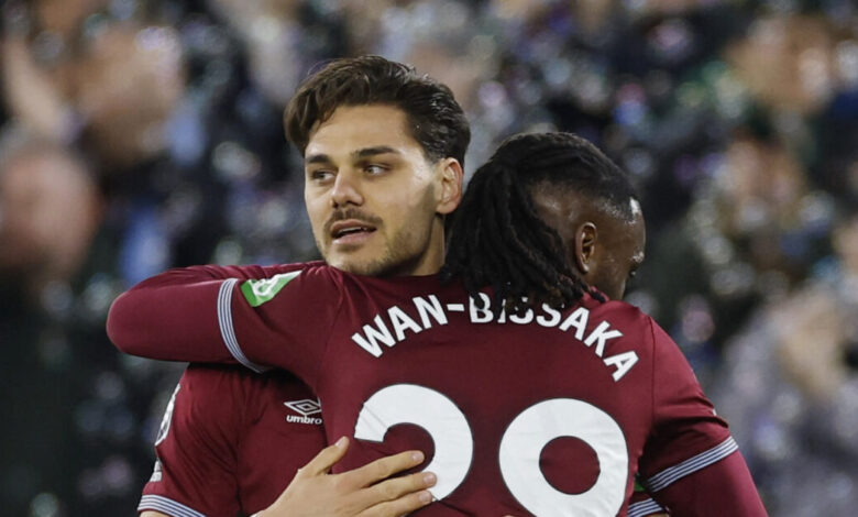 Ο-Ντίνος-Μαυροπάνος-σκόραρε-για-τη-Γουέστ-Χαμ-κόντρα-στη-Μάντσεστερ-Σίτι