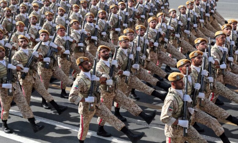 Φρουροί-της-Επανάστασης:-«Δολοφόνος-των-παιδιών-ο-Νετανιάχου-–-Αν-ζει-θα-τον-κυνηγήσουμε-και-θα-τον-σκοτώσουμε»