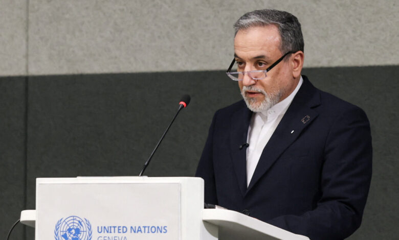 Αραγτσί:-Άριστη-η-υγεία-του-Μοτζταμπά-Χαμενεΐ-–-Κλειστά-μόνο-για-τις-ΗΠΑ-και-τους-συμμάχους-τους-τα-Στενά-του-Ορμούζ